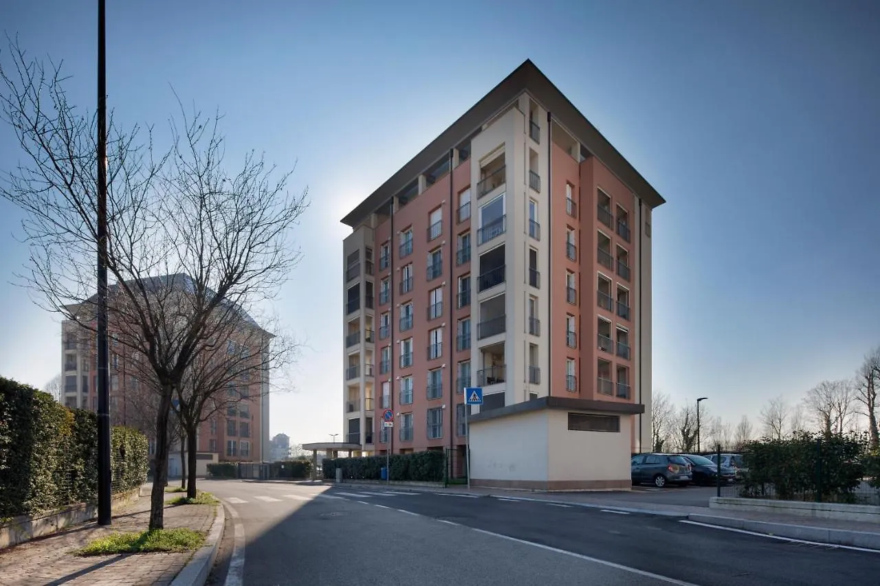 New San Raffaele Apartment With Free Parking And Air Conditioning Segrate