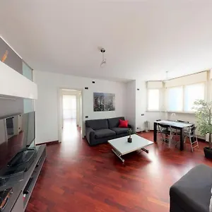  Appartamento Apartment+garage Near Novegro Exhibition/linate